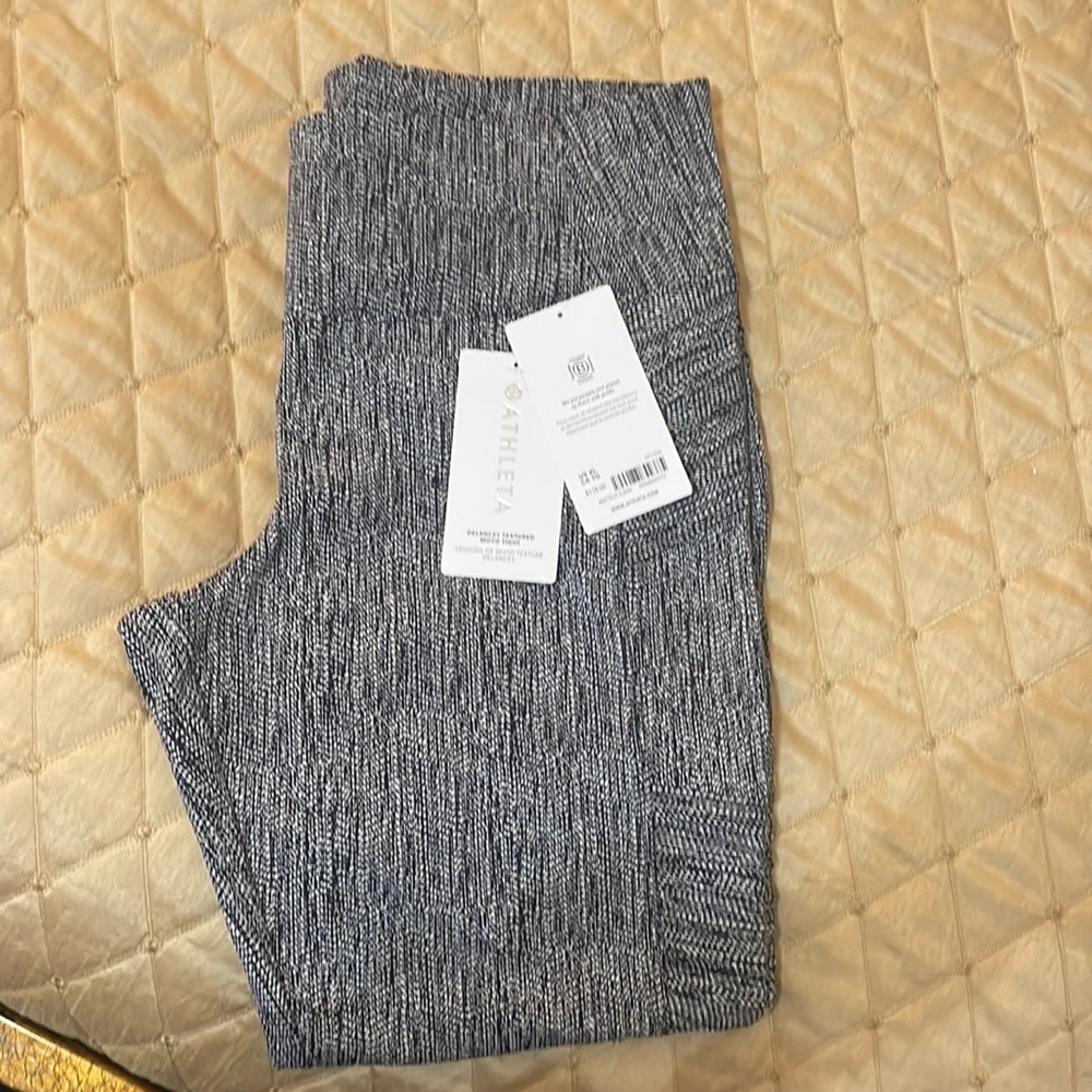 🔥 Athleta Delancey Textured Moto Tight 🔥